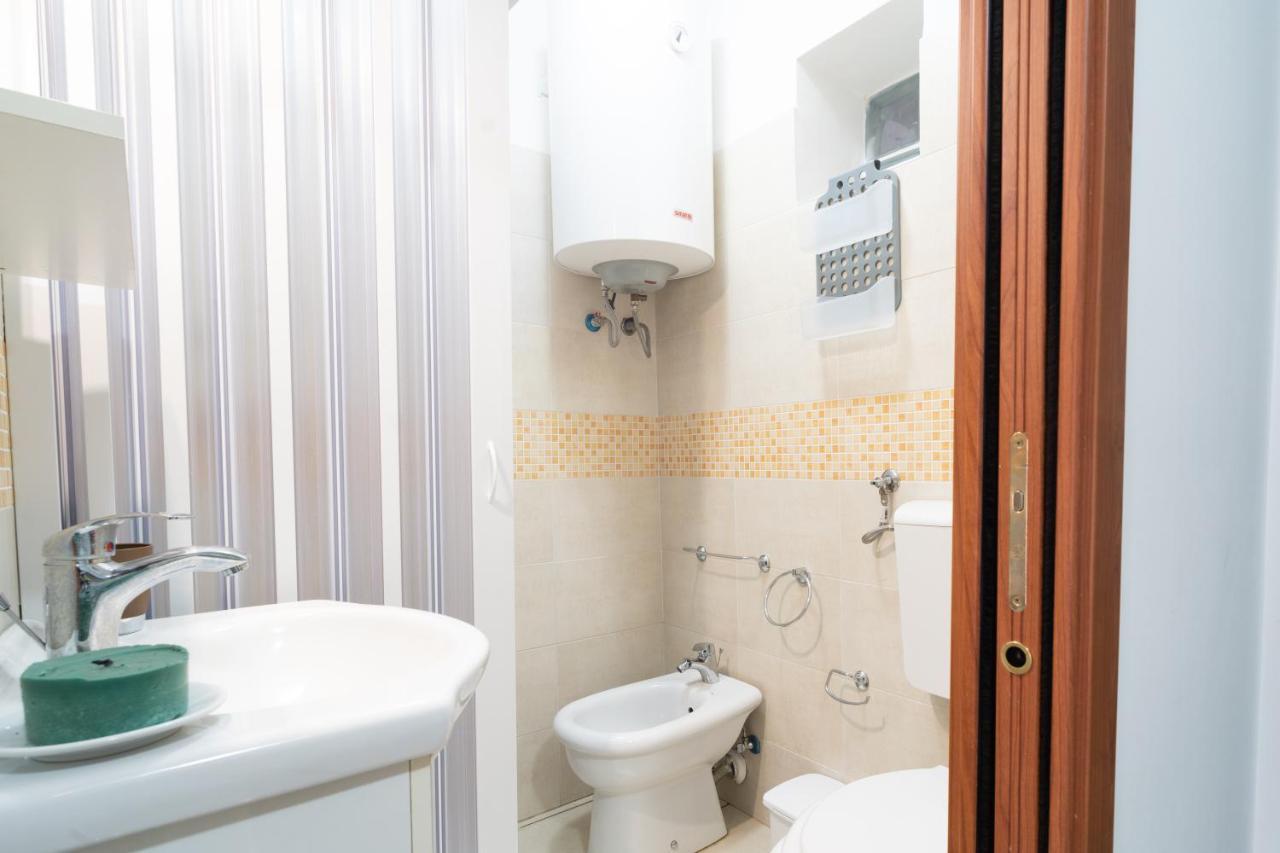 Nicaredda Guest House *